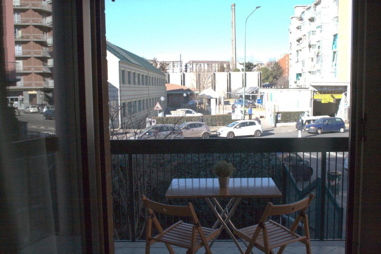 トリノIl Terrazzino Di Via Goriziaアパートメント エクステリア 写真